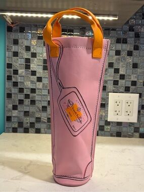 Veuve Clicquot Ponsardin Rose Brut insulated cooler bag